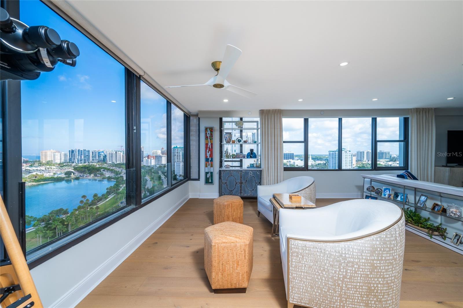 Image 30 of 86 For 770 Palm Avenue 1704