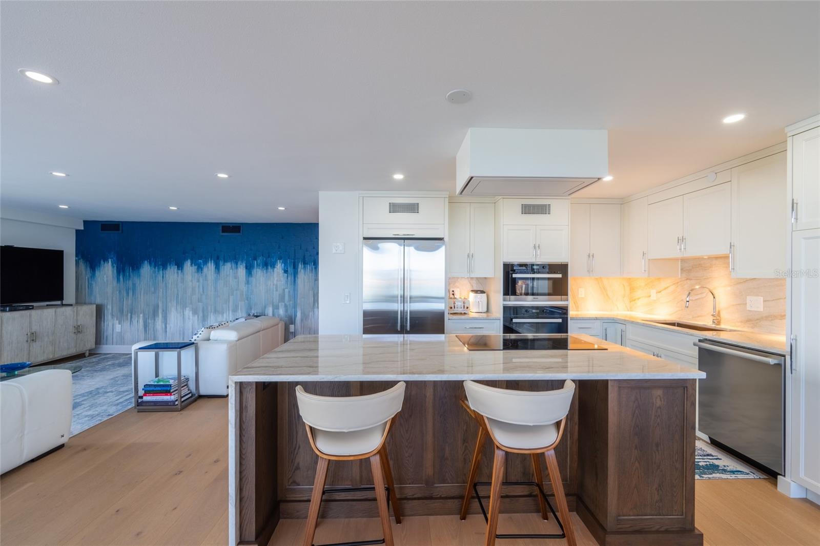 Image 44 of 86 For 770 Palm Avenue 1704