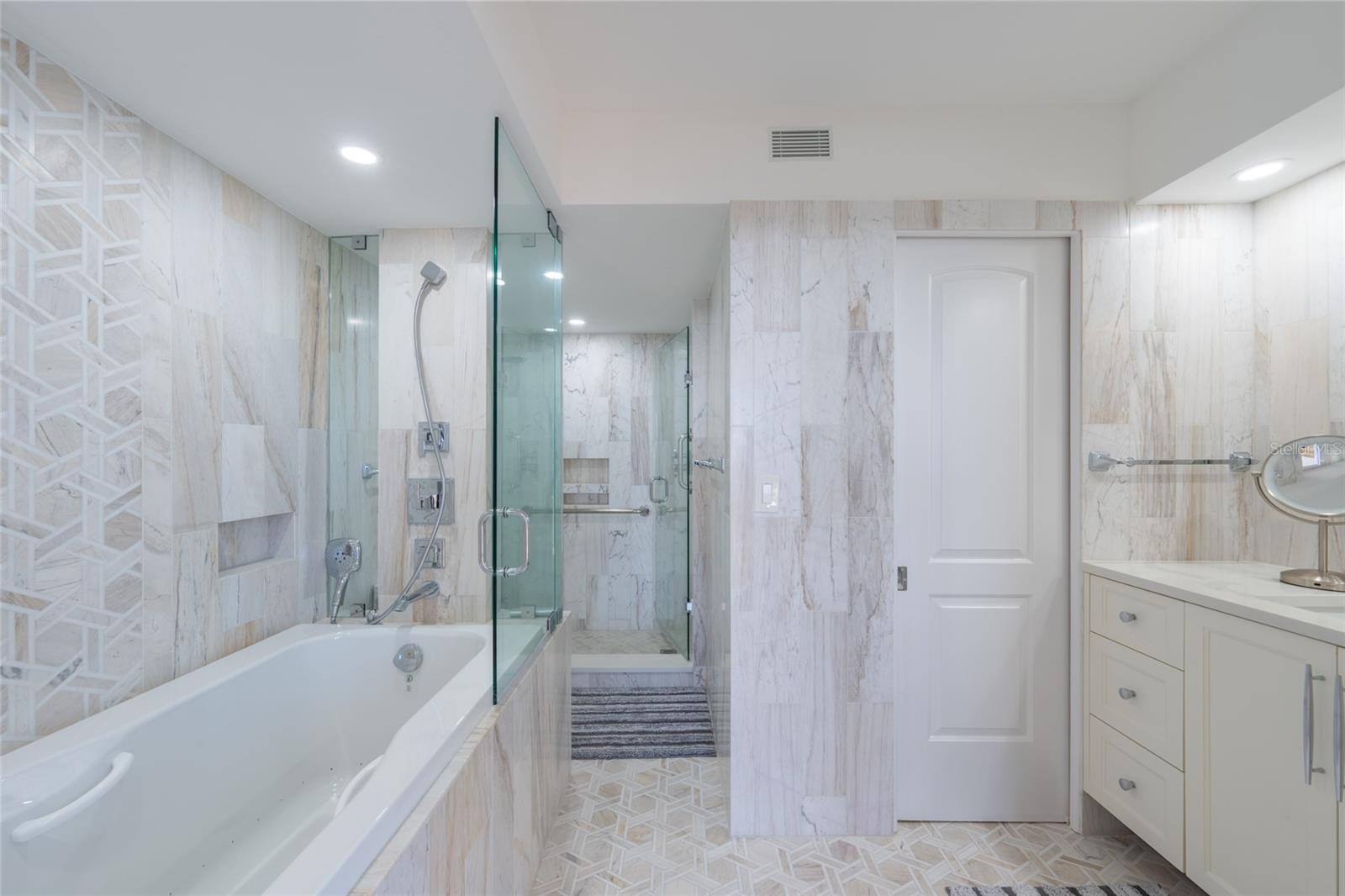 Image 56 of 86 For 770 Palm Avenue 1704