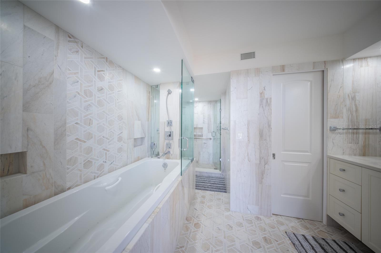 Image 57 of 86 For 770 Palm Avenue 1704