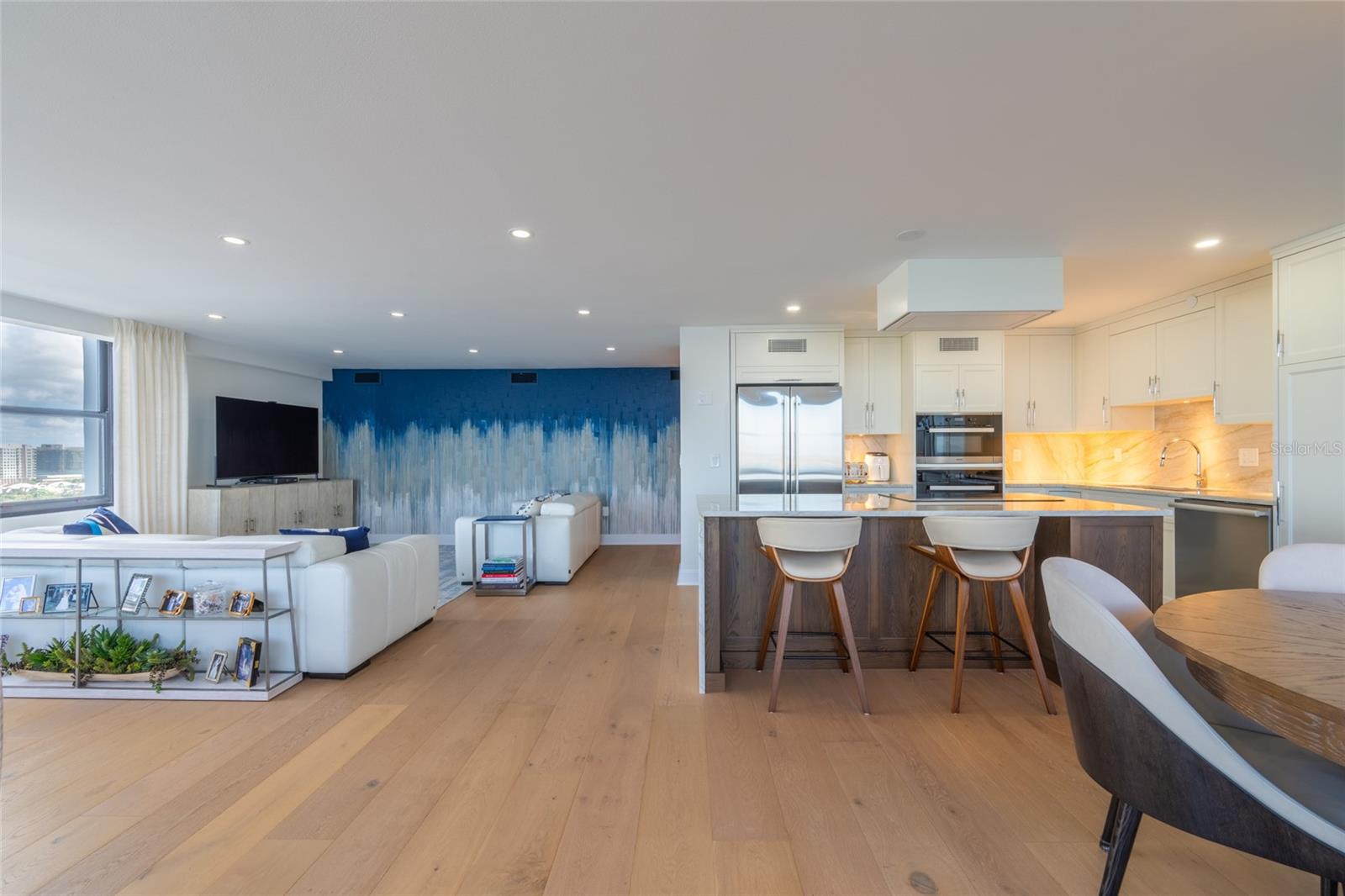 Image 64 of 86 For 770 Palm Avenue 1704