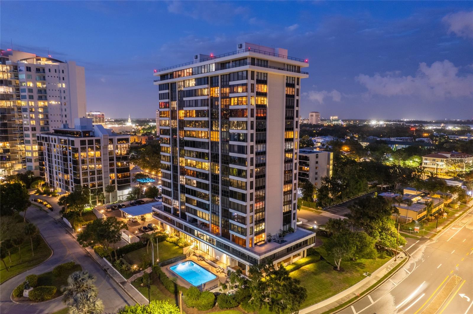 Image 71 of 86 For 770 Palm Avenue 1704