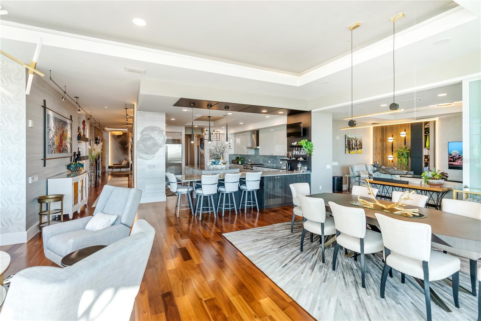 Image 14 of 100 For 540 Tamiami Trail 702