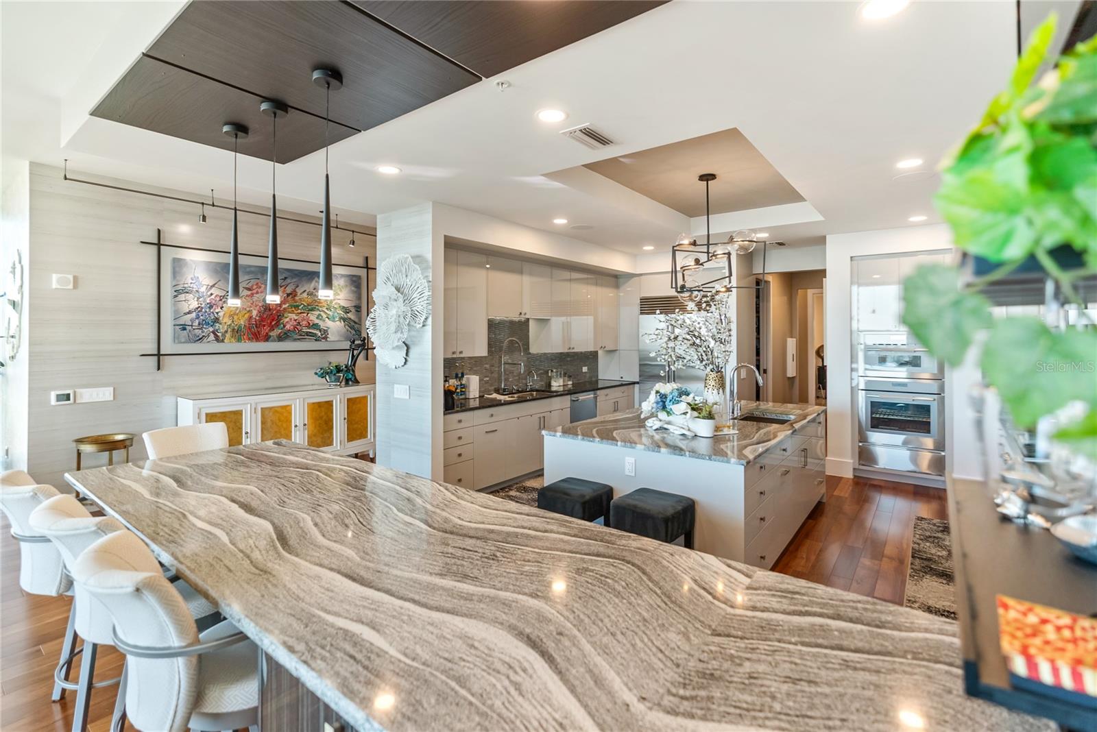 Image 17 of 100 For 540 Tamiami Trail 702