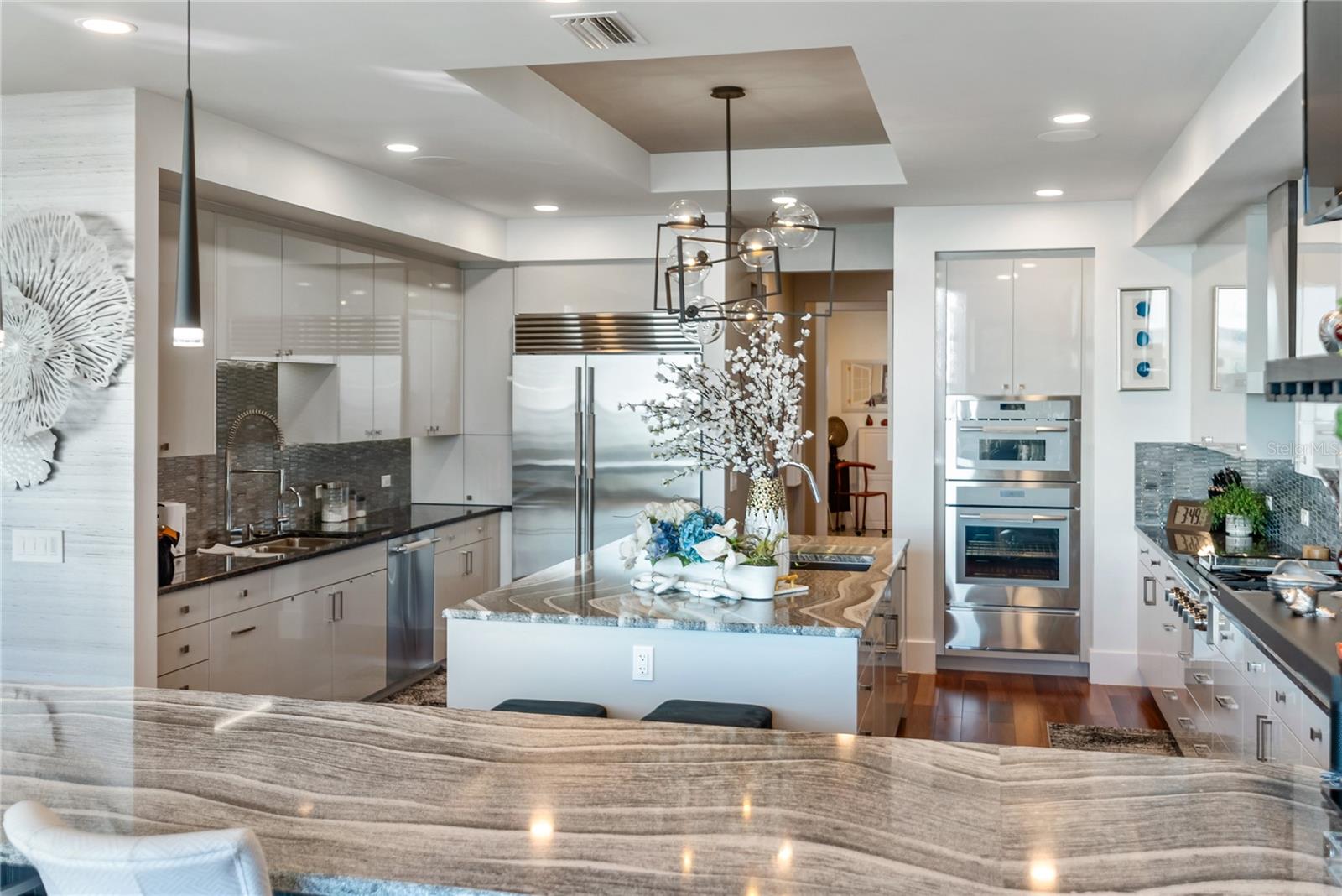 Image 20 of 100 For 540 Tamiami Trail 702