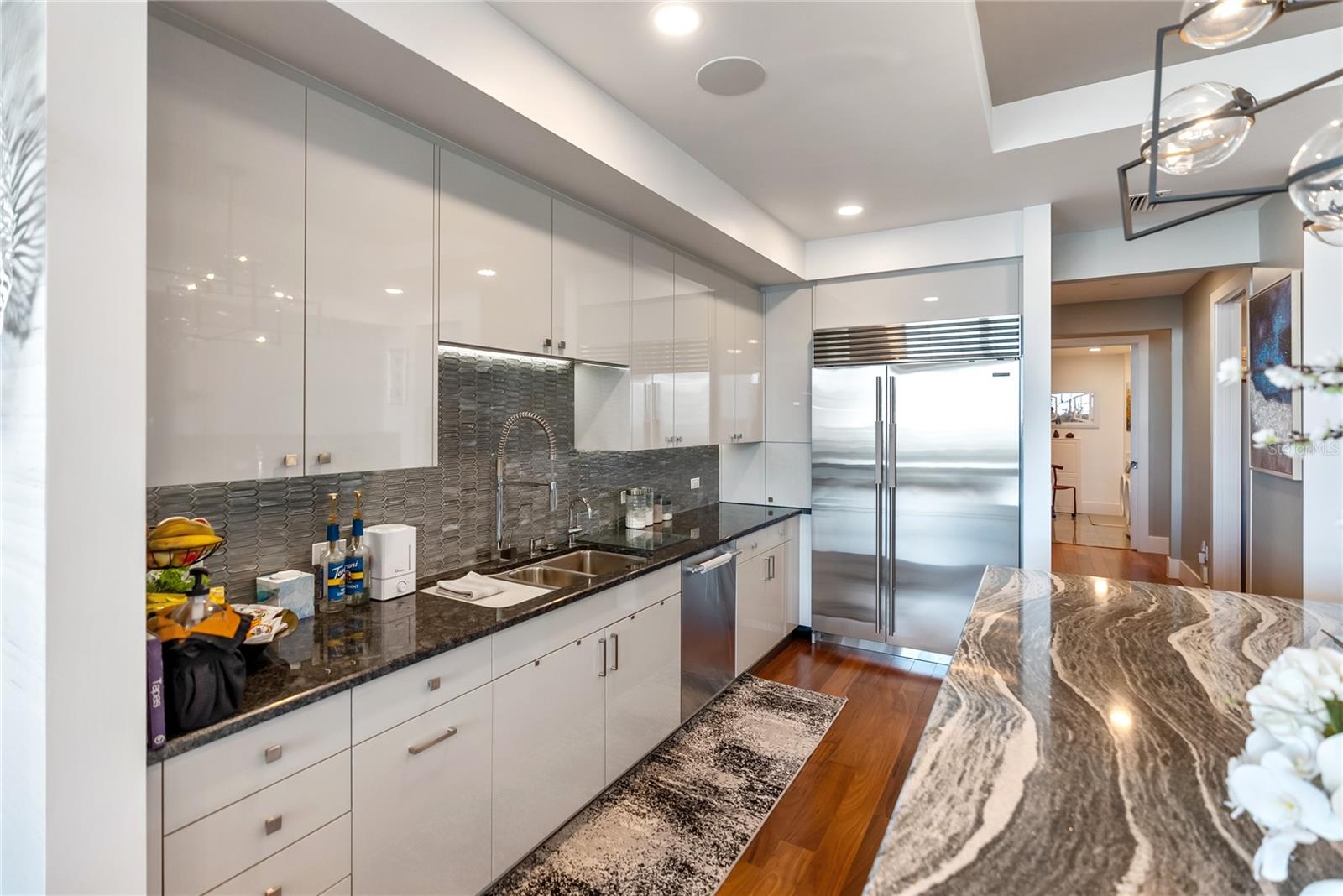 Image 25 of 100 For 540 Tamiami Trail 702