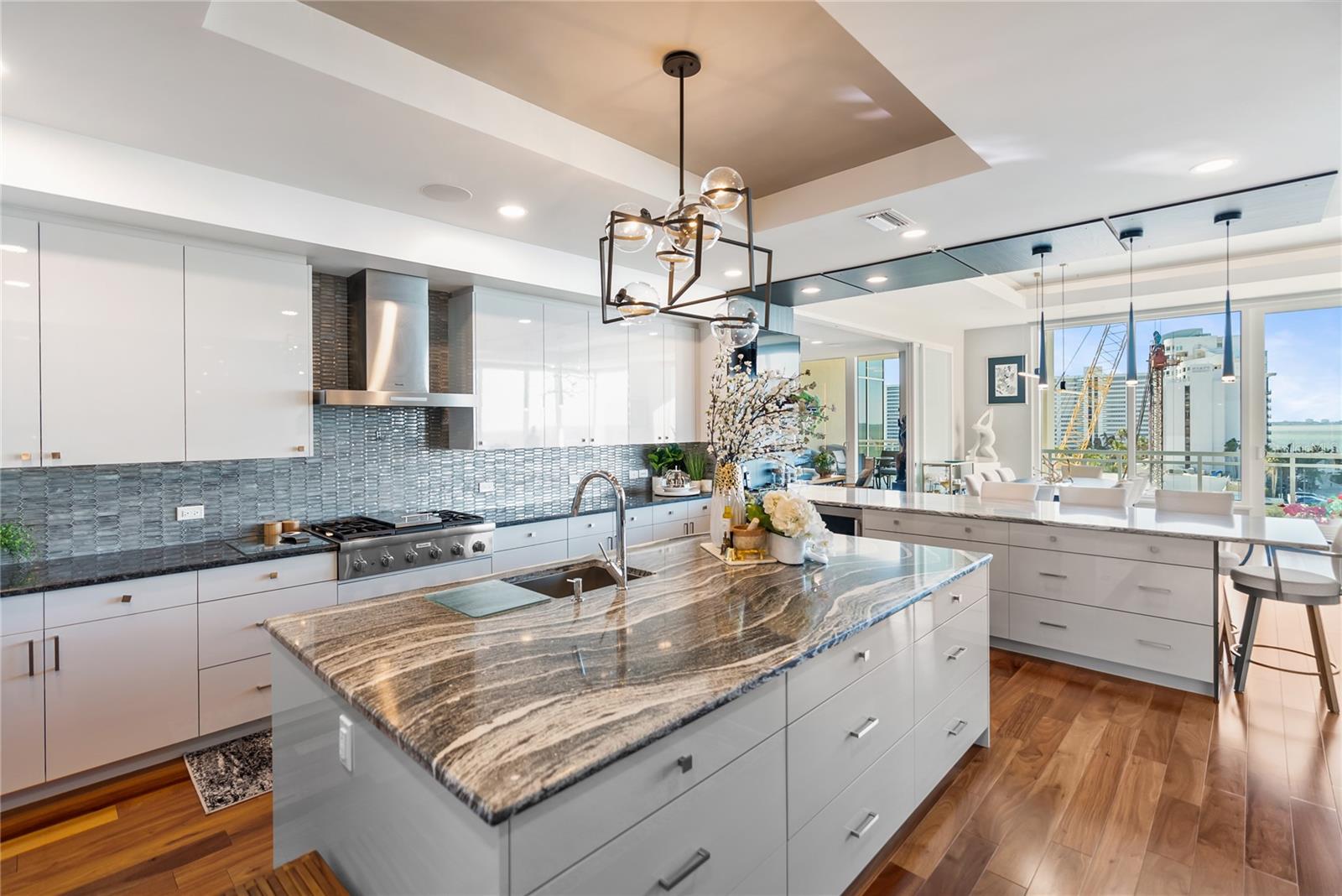 Image 31 of 100 For 540 Tamiami Trail 702