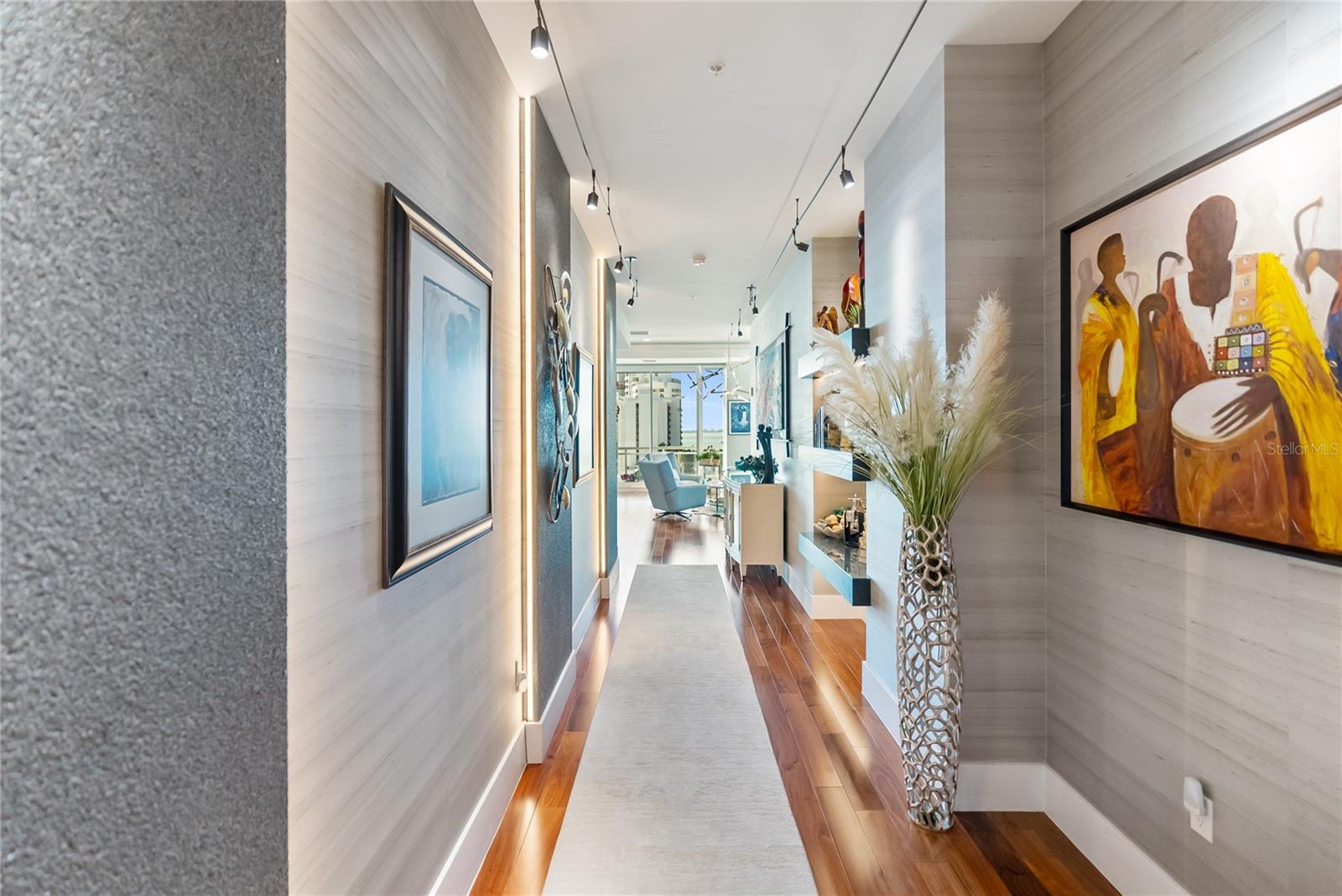 Image 34 of 100 For 540 Tamiami Trail 702