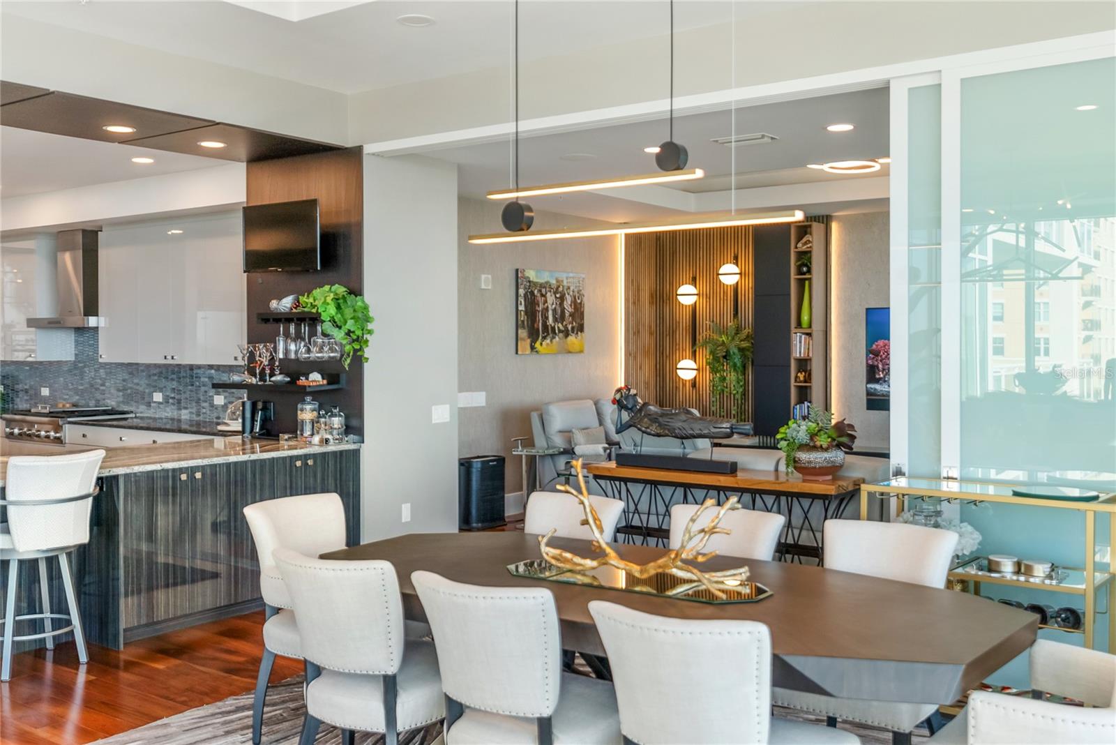 Image 37 of 100 For 540 Tamiami Trail 702