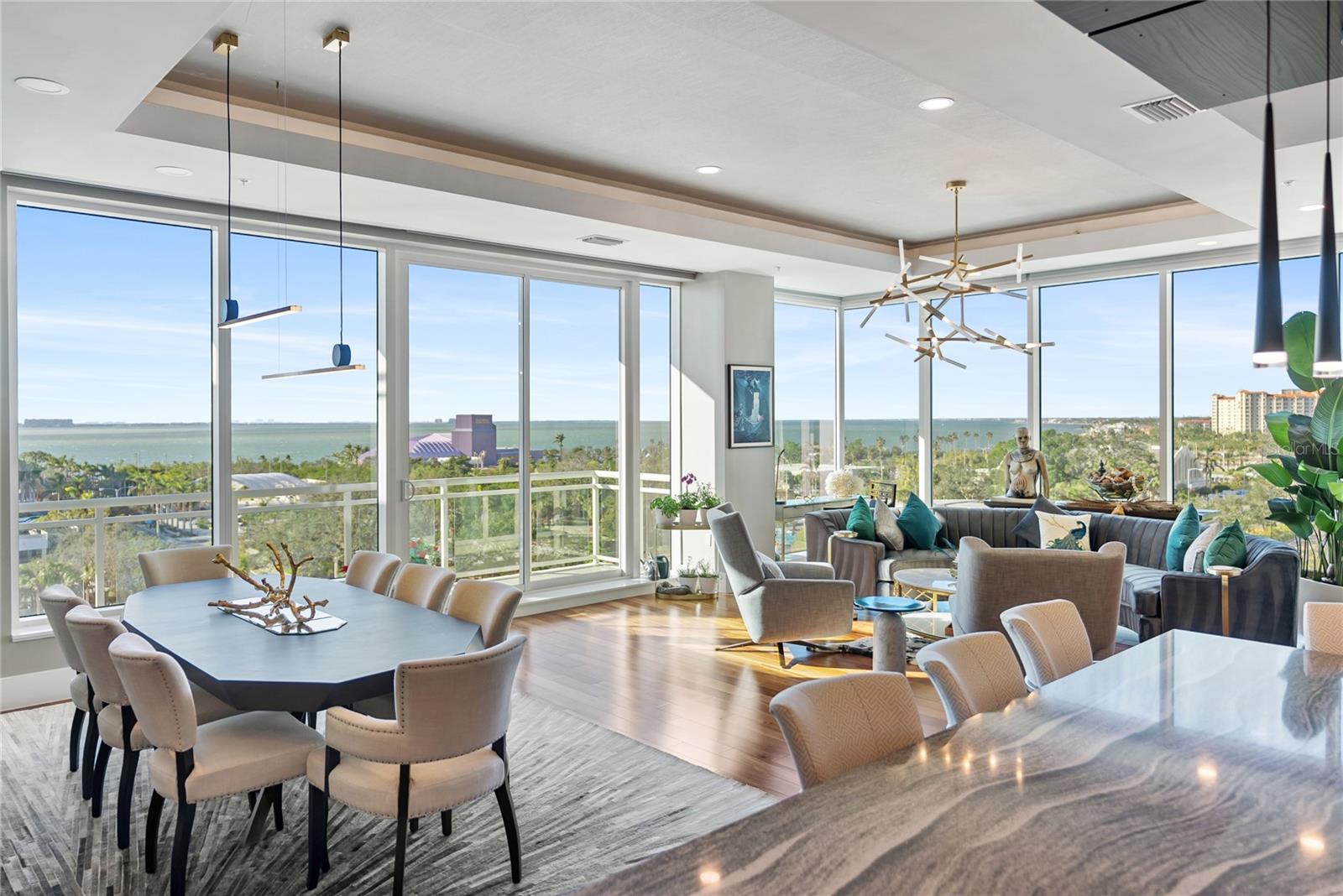 Image 38 of 100 For 540 Tamiami Trail 702