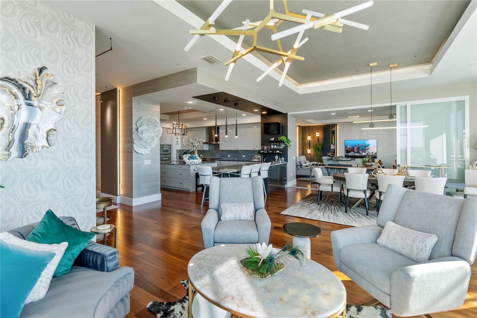 Image 44 of 100 For 540 Tamiami Trail 702