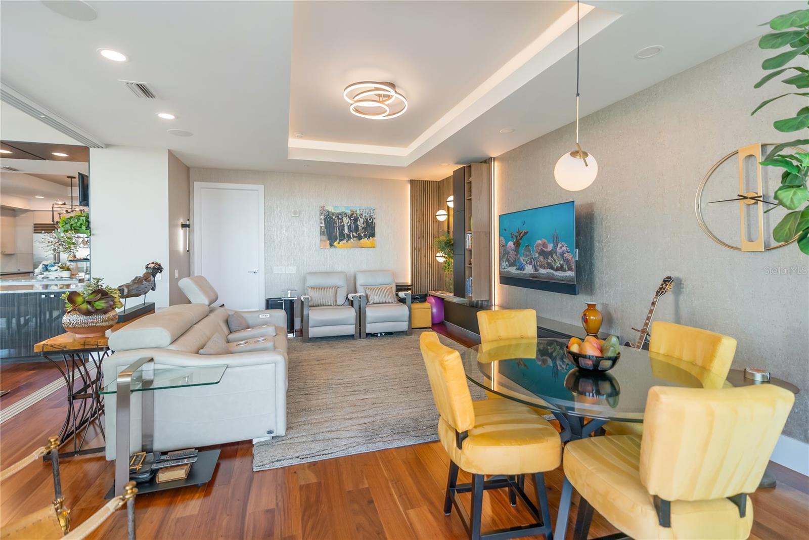 Image 47 of 100 For 540 Tamiami Trail 702