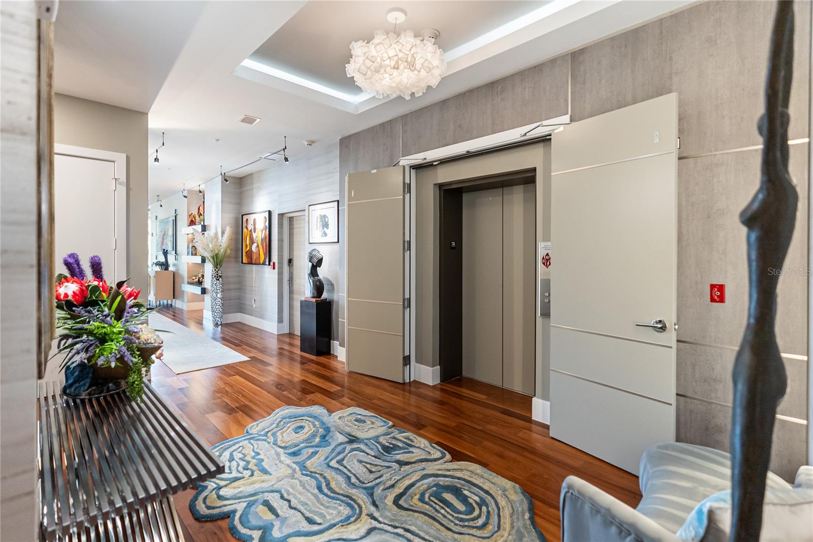 Image 68 of 100 For 540 Tamiami Trail 702