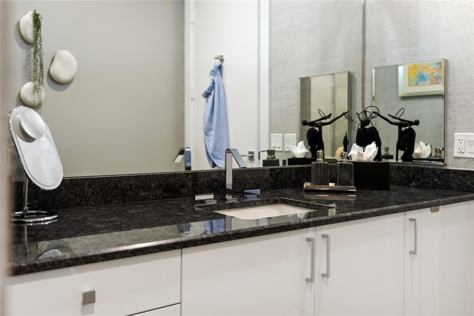 Image 86 of 100 For 540 Tamiami Trail 702