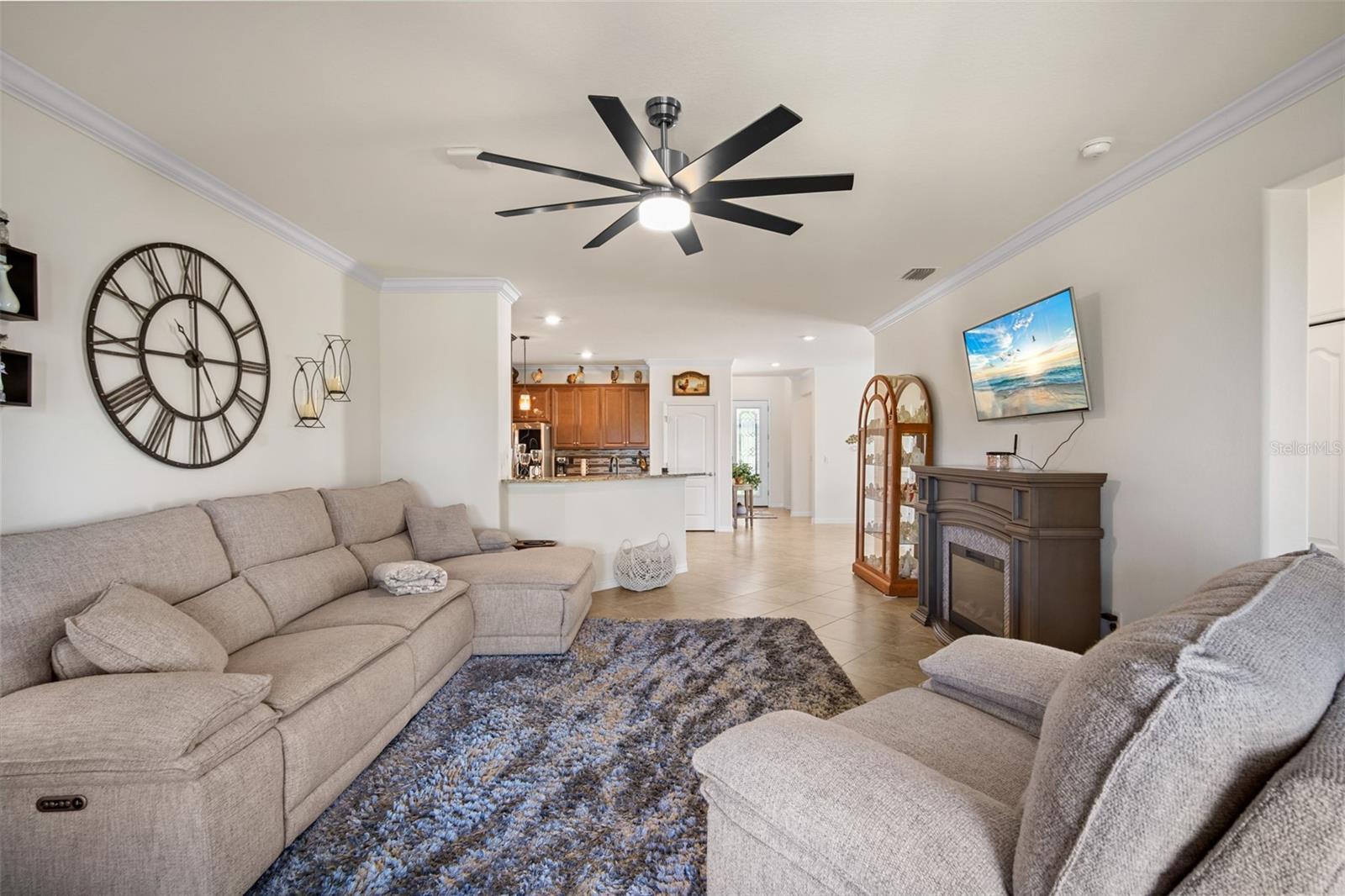 Image 14 of 51 For 14298 Mindello Drive