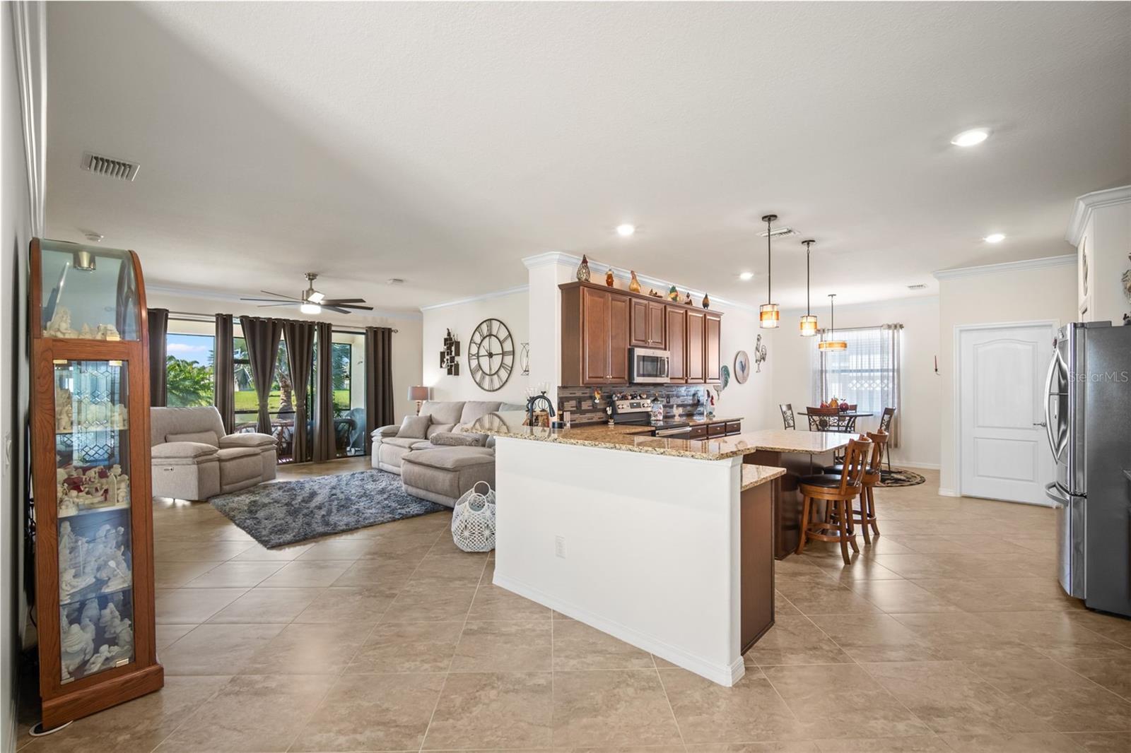 Image 6 of 51 For 14298 Mindello Drive