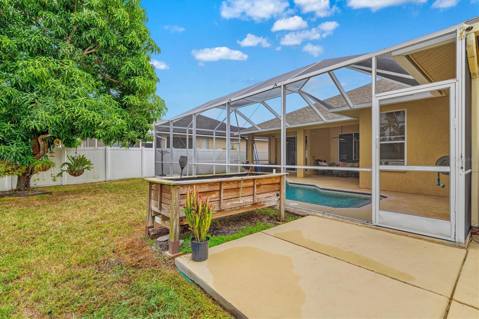 Image 47 of 70 For 7350 Deer Crossing Court