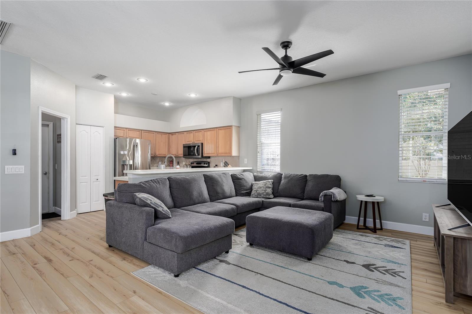 Image 11 of 41 For 4804 78th Street E