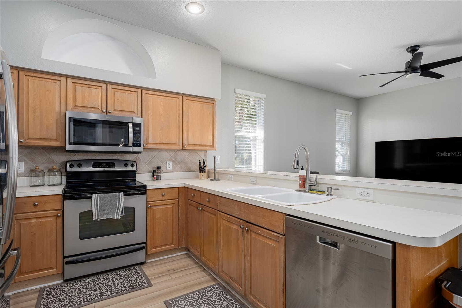 Image 15 of 41 For 4804 78th Street E