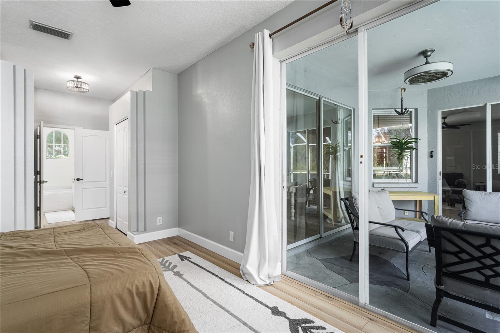 Image 17 of 41 For 4804 78th Street E