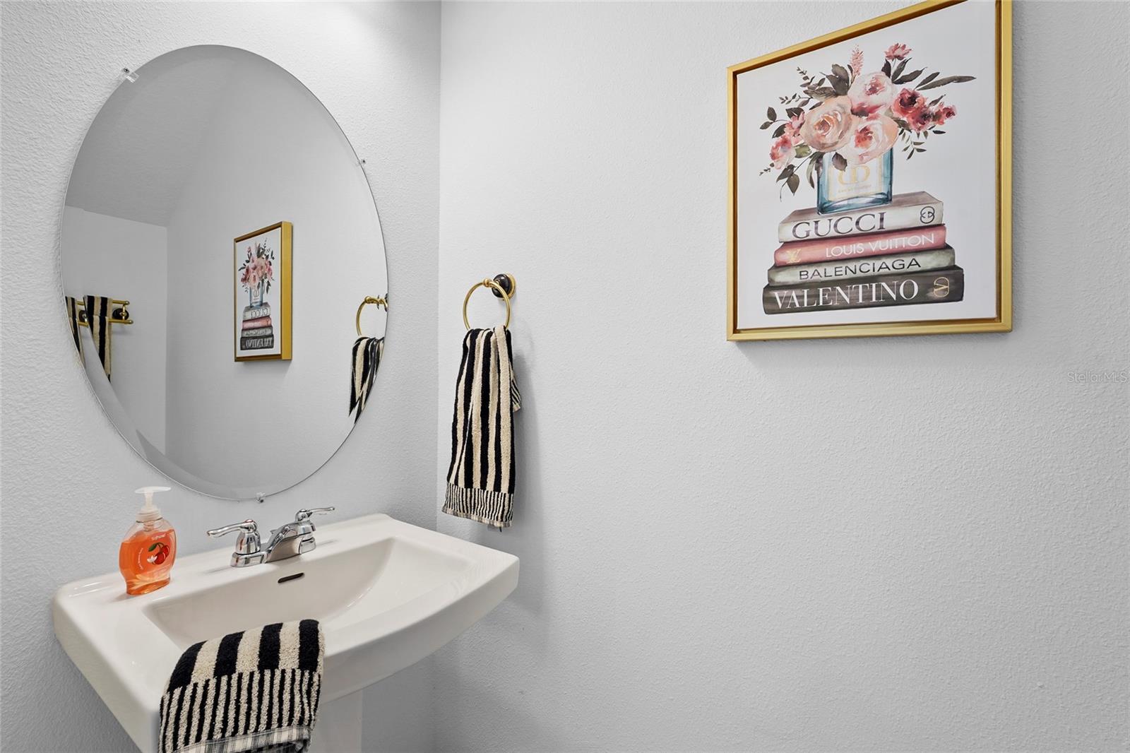 Image 17 of 68 For 5825 Biscotti Street 5825