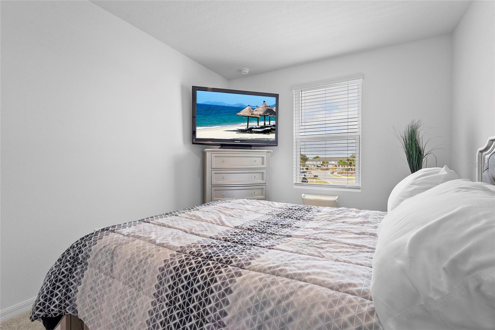 Image 29 of 68 For 5825 Biscotti Street 5825