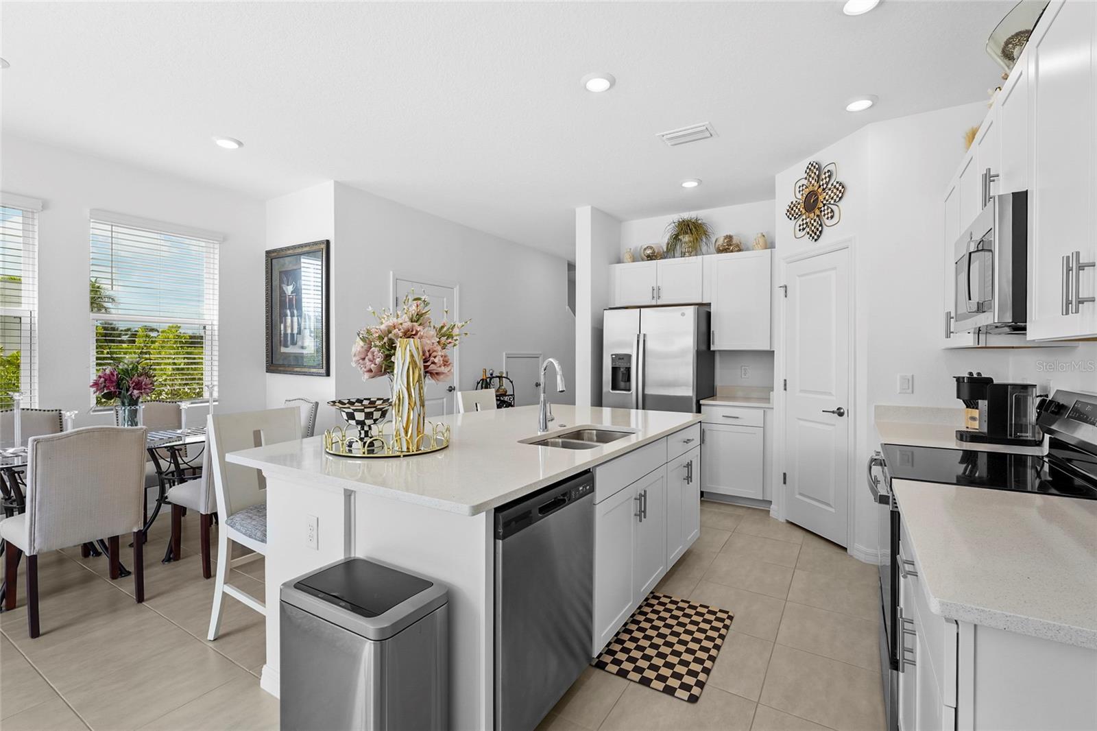 Image 9 of 68 For 5825 Biscotti Street 5825