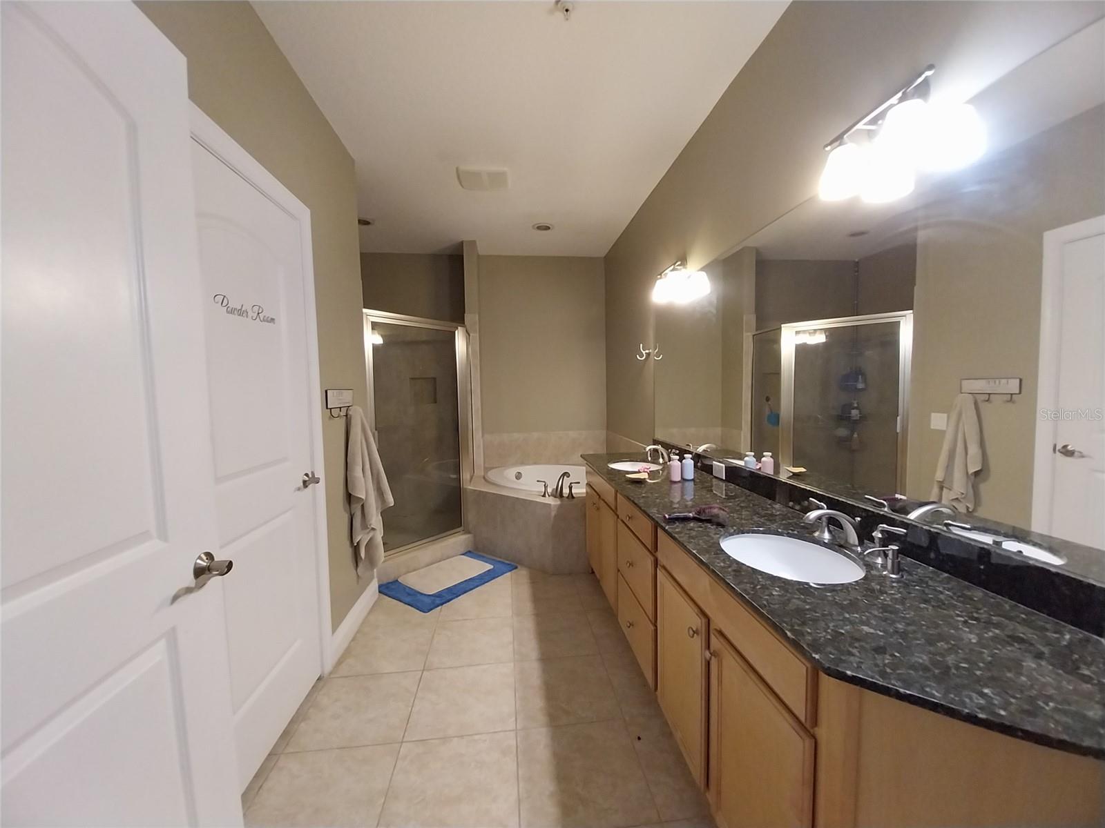 Image 16 of 19 For 1340 Bayshore Boulevard 411