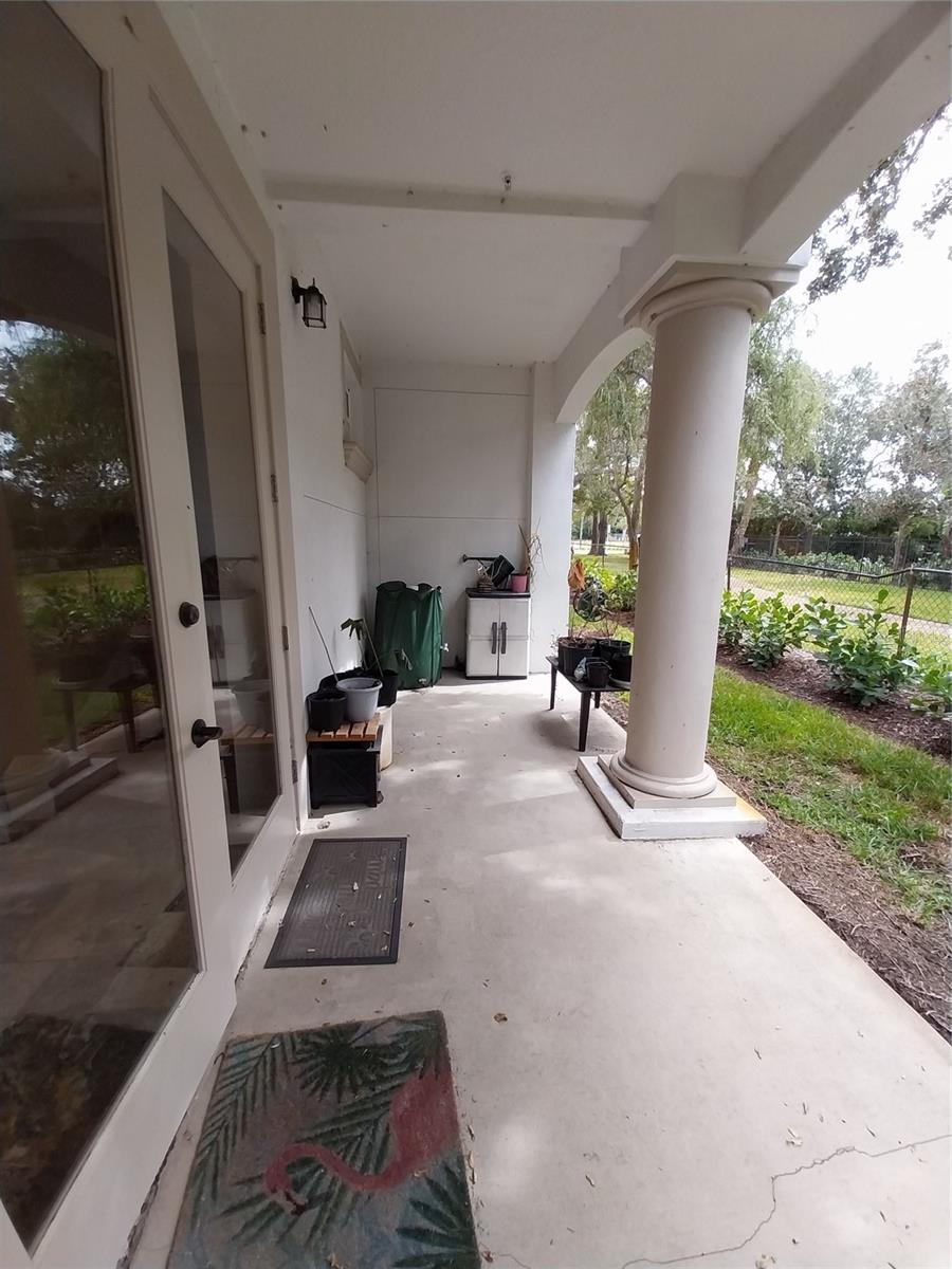 Image 8 of 19 For 1340 Bayshore Boulevard 411