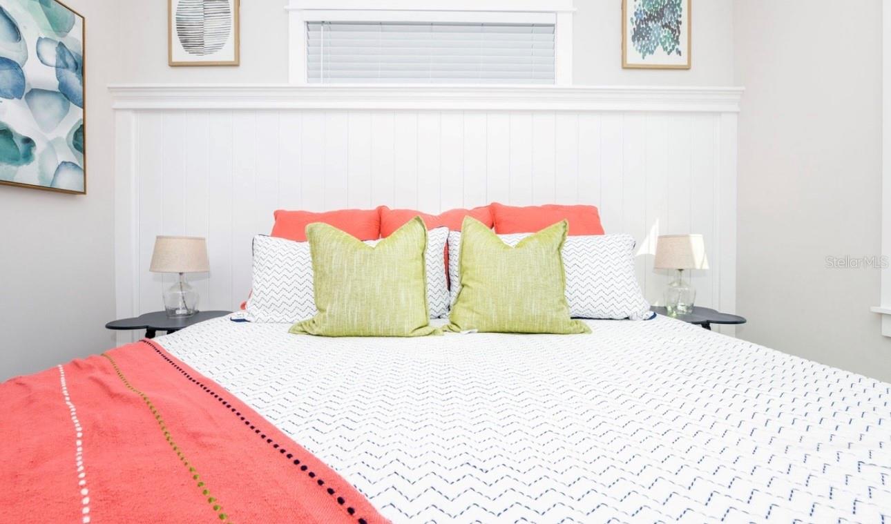 Image 25 of 54 For 401 20th Place