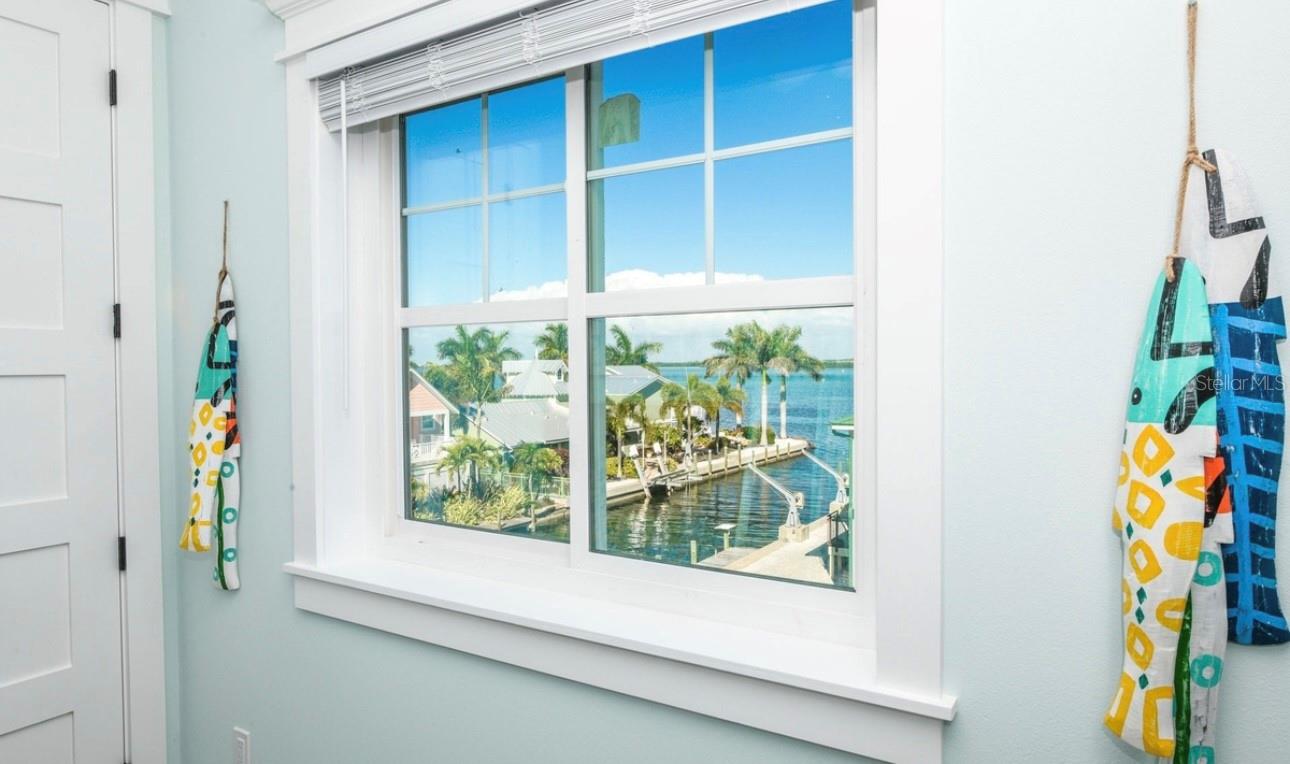 Image 36 of 54 For 401 20th Place