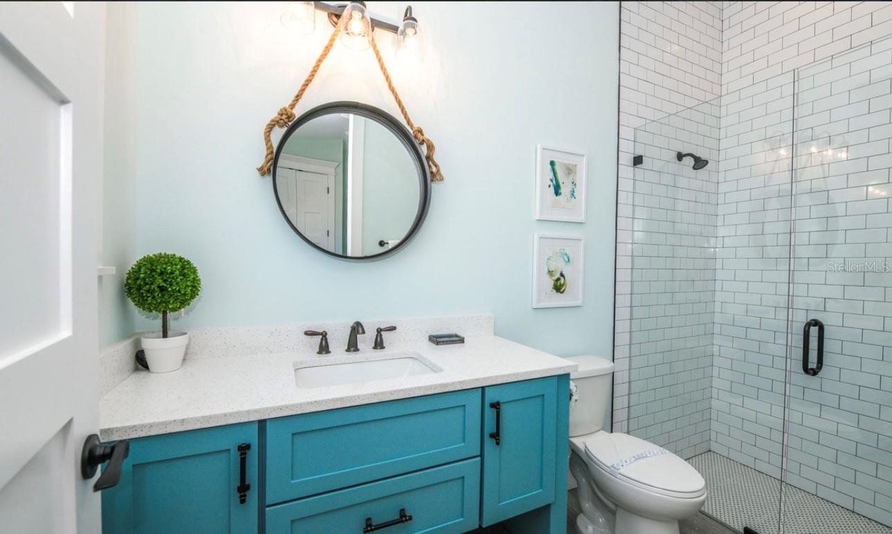 Image 39 of 54 For 401 20th Place