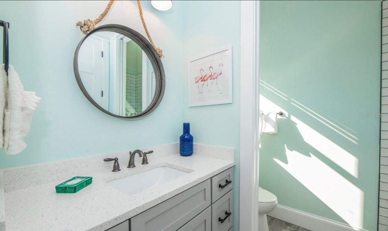 Image 44 of 54 For 401 20th Place