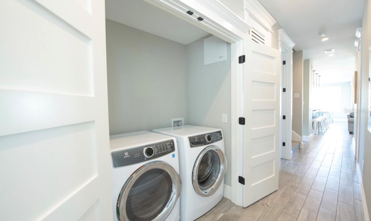 Image 49 of 54 For 401 20th Place