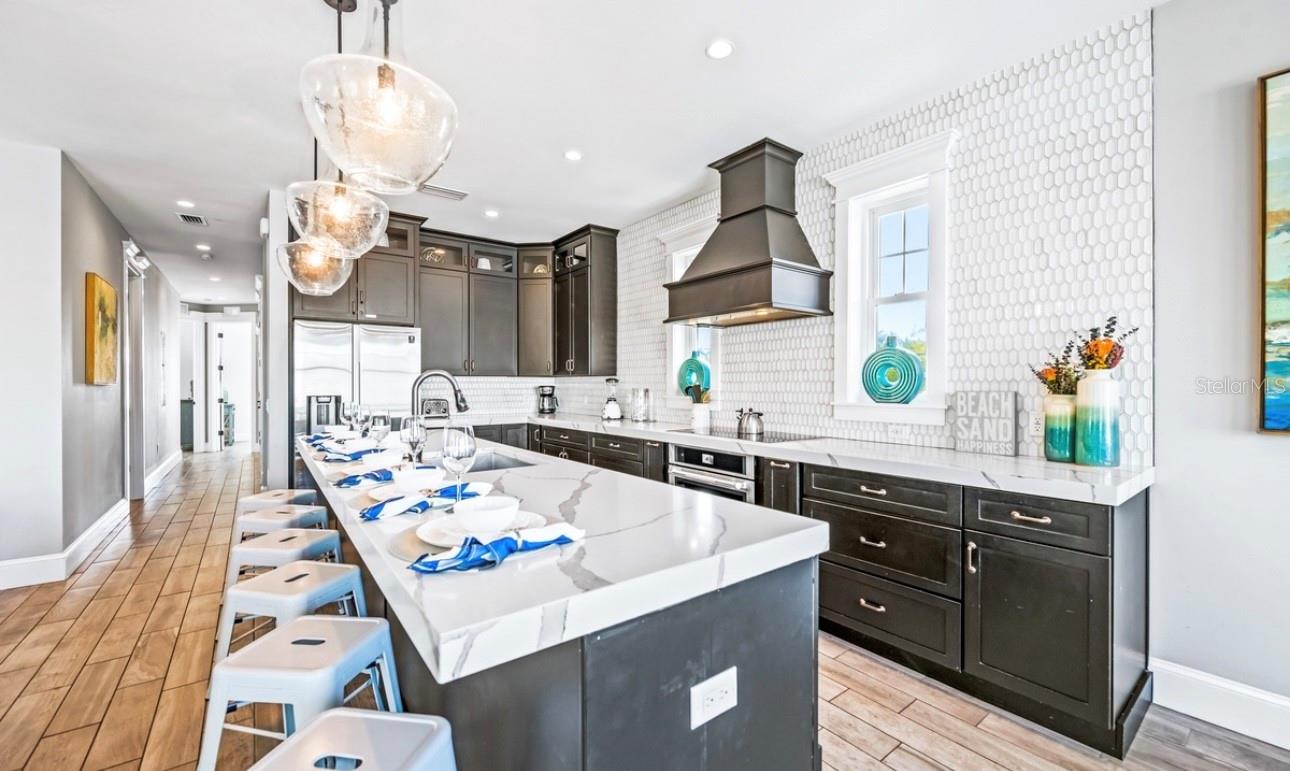 Image 7 of 54 For 401 20th Place