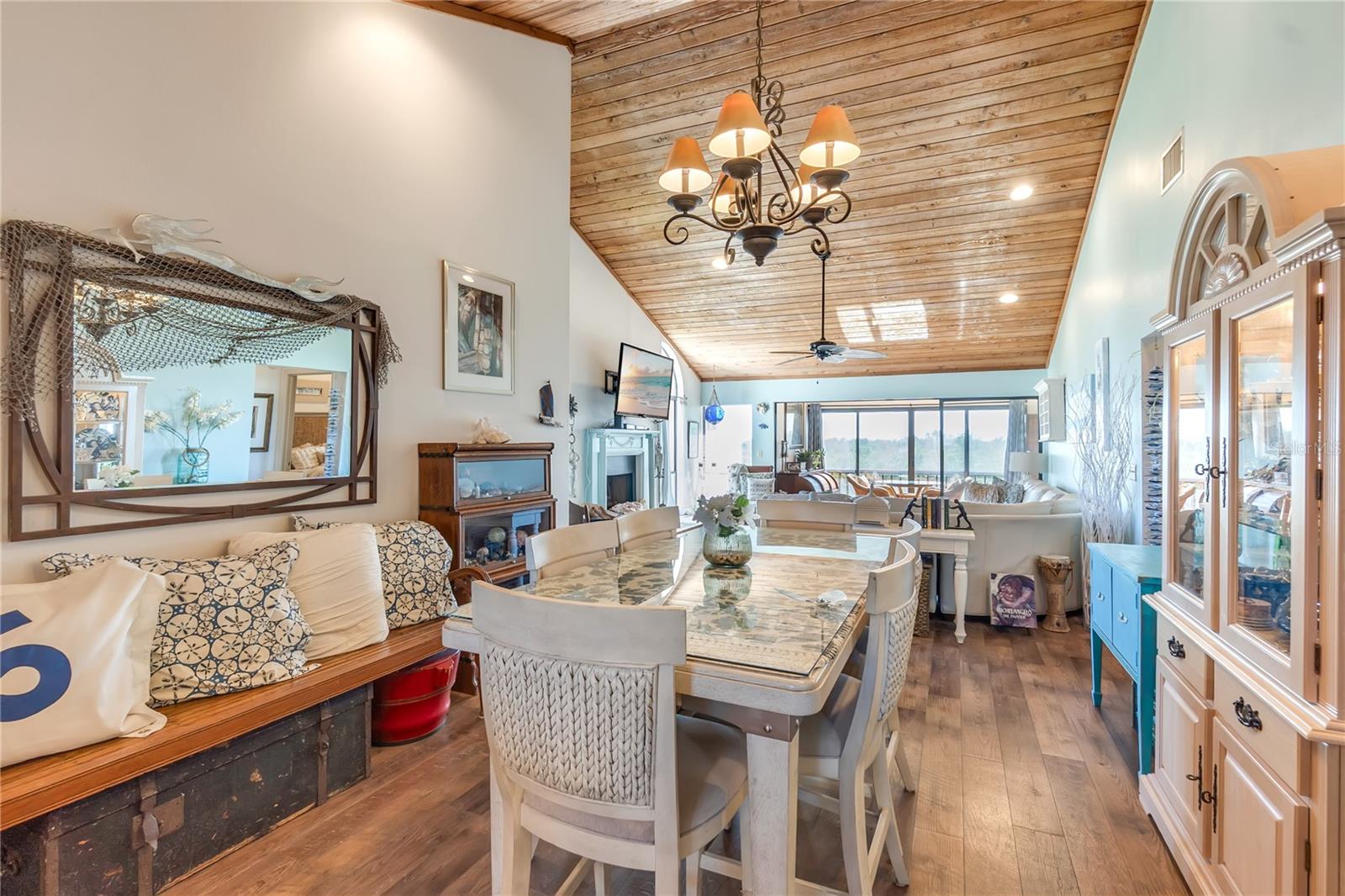 Image 11 of 34 For 8730 54th Avenue W 8730