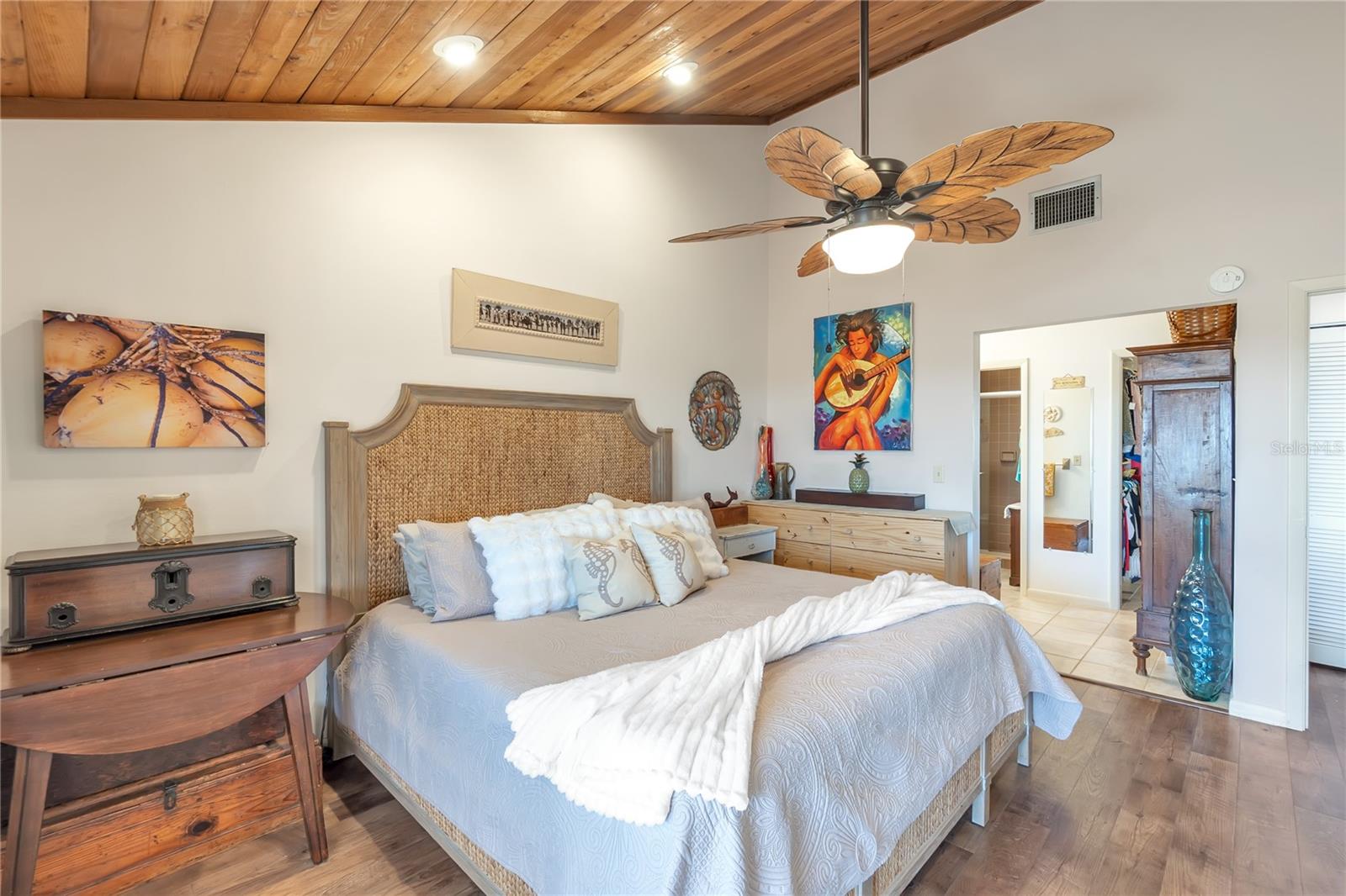 Image 17 of 34 For 8730 54th Avenue W 8730