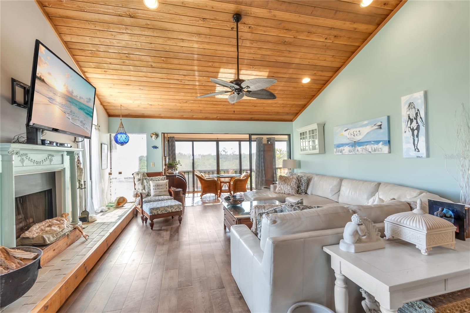 Image 7 of 34 For 8730 54th Avenue W 8730