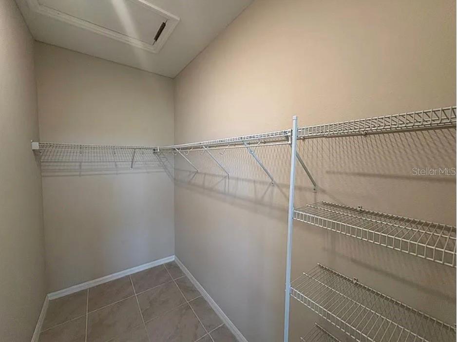 Image 20 of 27 For 16439 Paynes Mill Drive