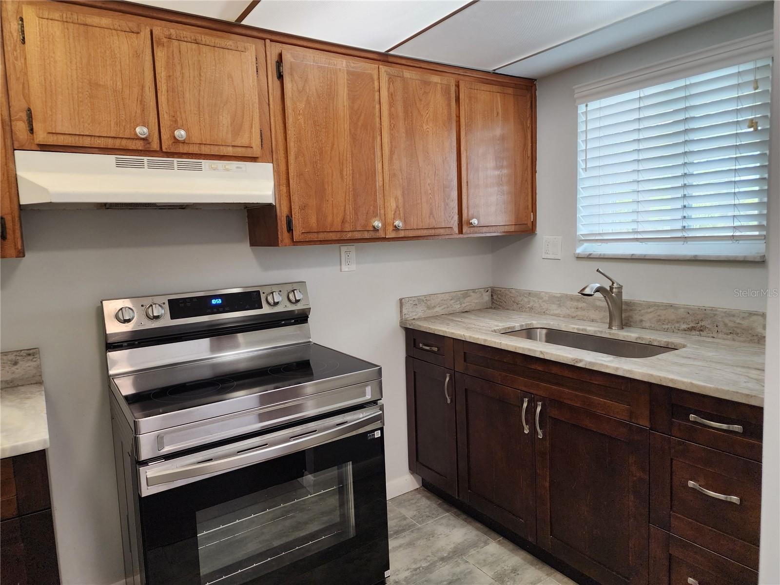 Image 2 of 19 For 1243 Martin Luther King Jr Avenue B304