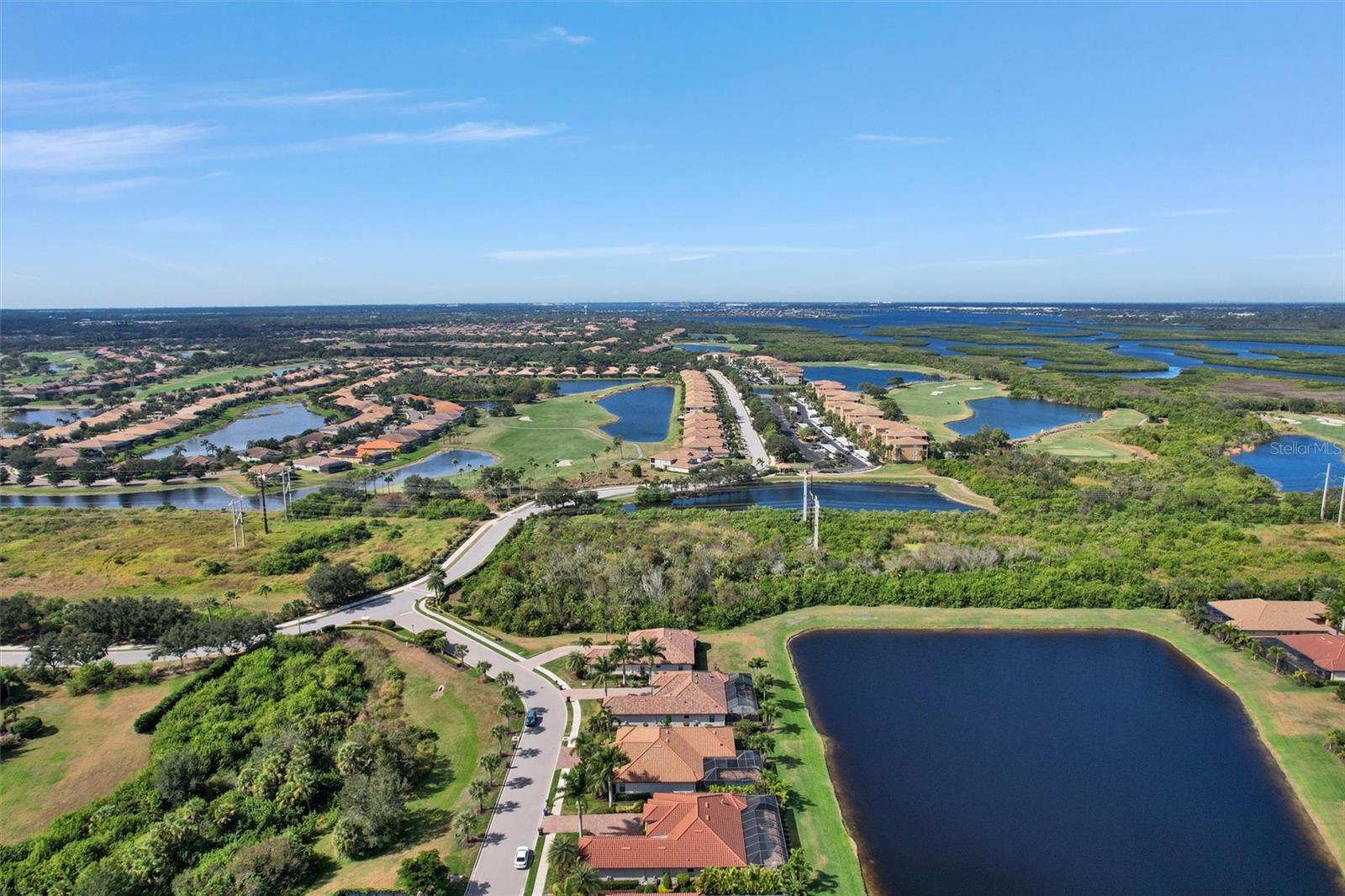 Image 14 of 72 For 610 Moorings Way