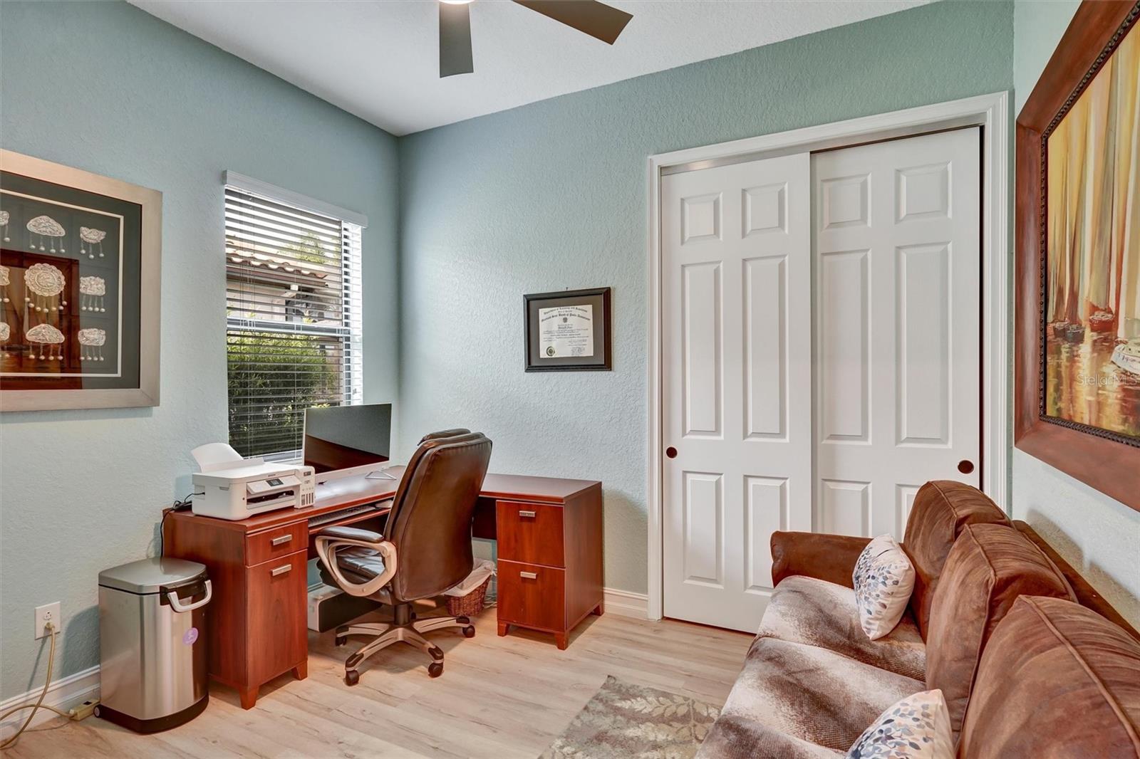 Image 23 of 72 For 610 Moorings Way