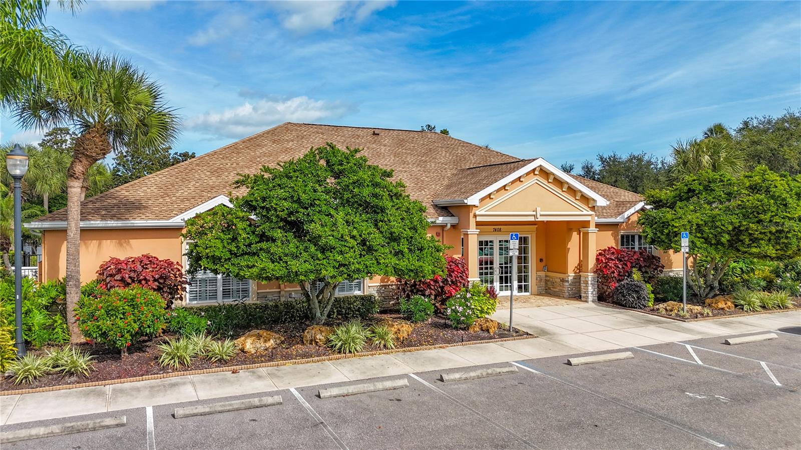 Image 32 of 44 For 4119 Overture Circle 364