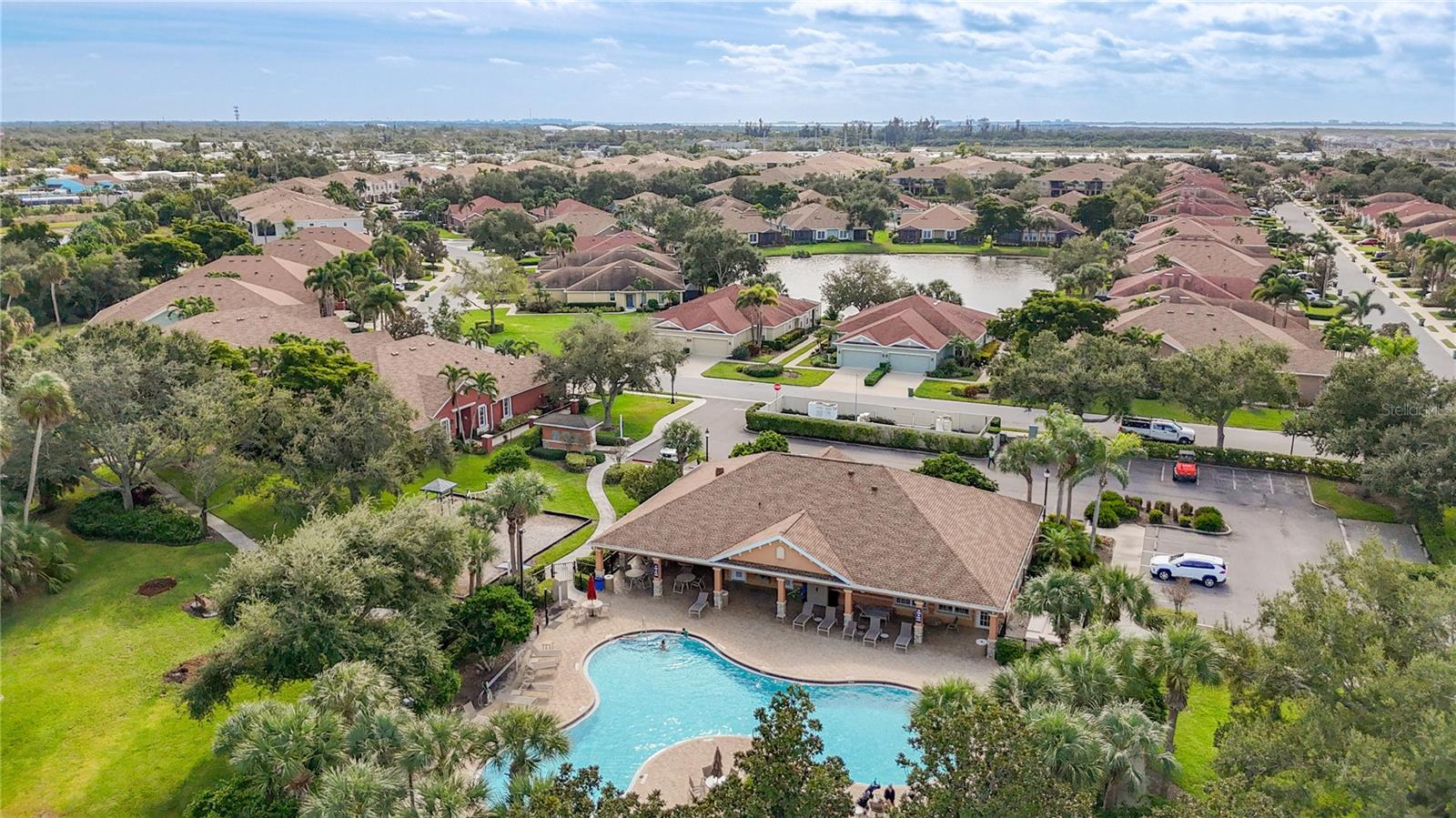 Image 36 of 44 For 4119 Overture Circle 364