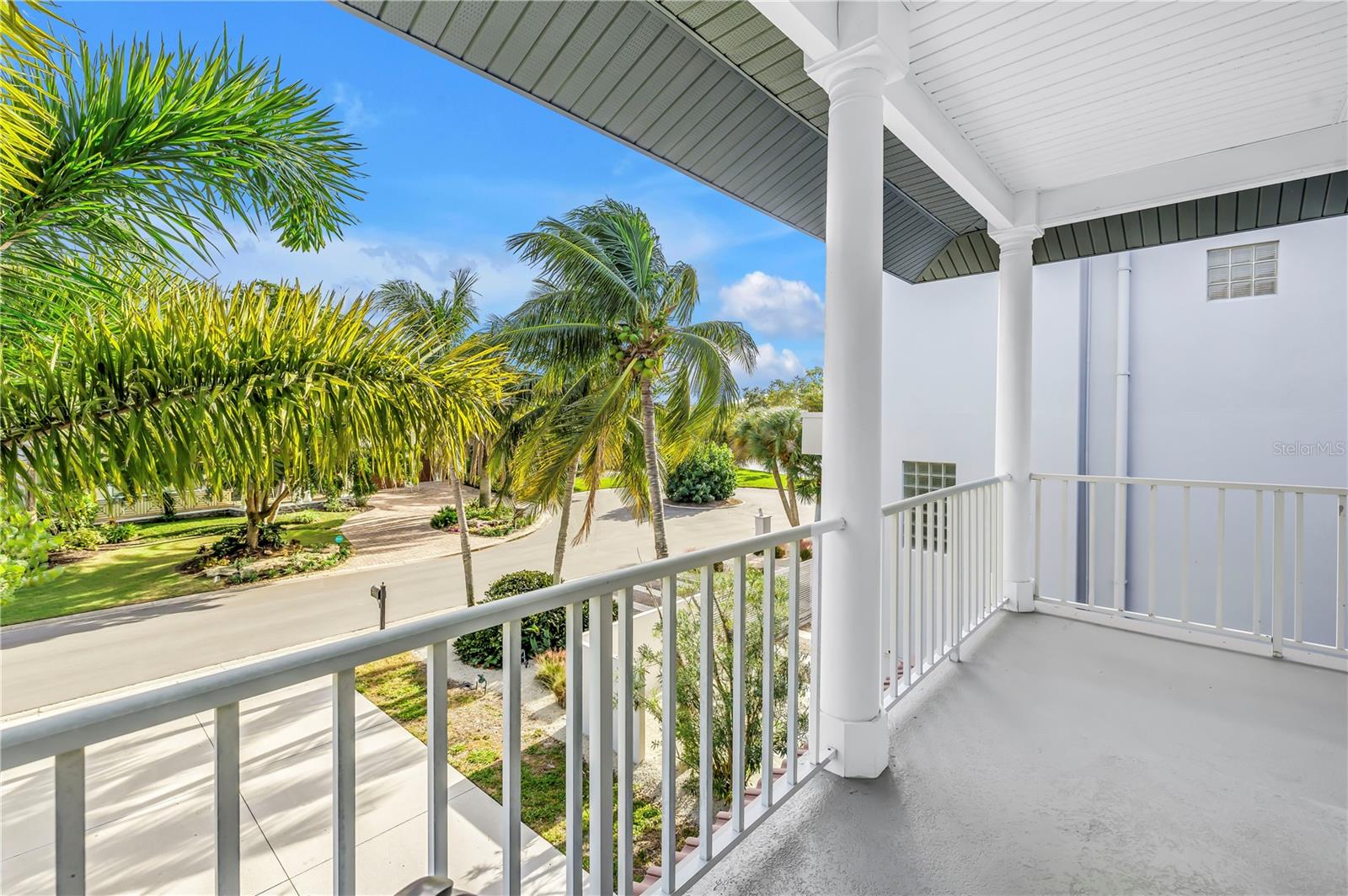 Image 47 of 88 For 513 Venice Lane