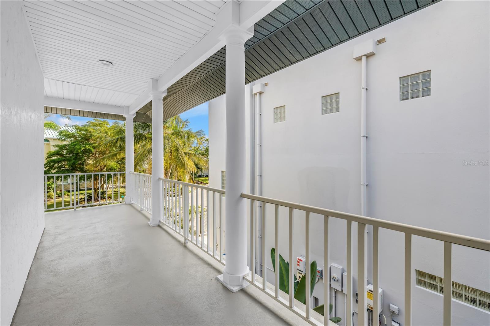 Image 49 of 88 For 513 Venice Lane