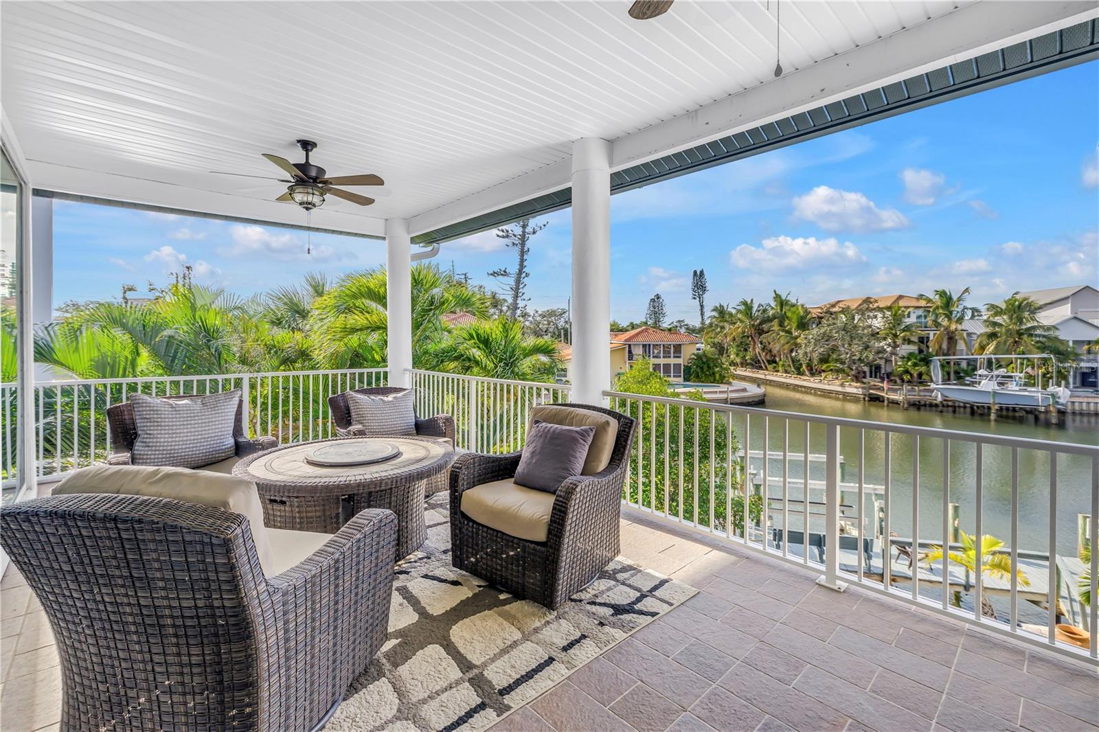 Image 50 of 88 For 513 Venice Lane