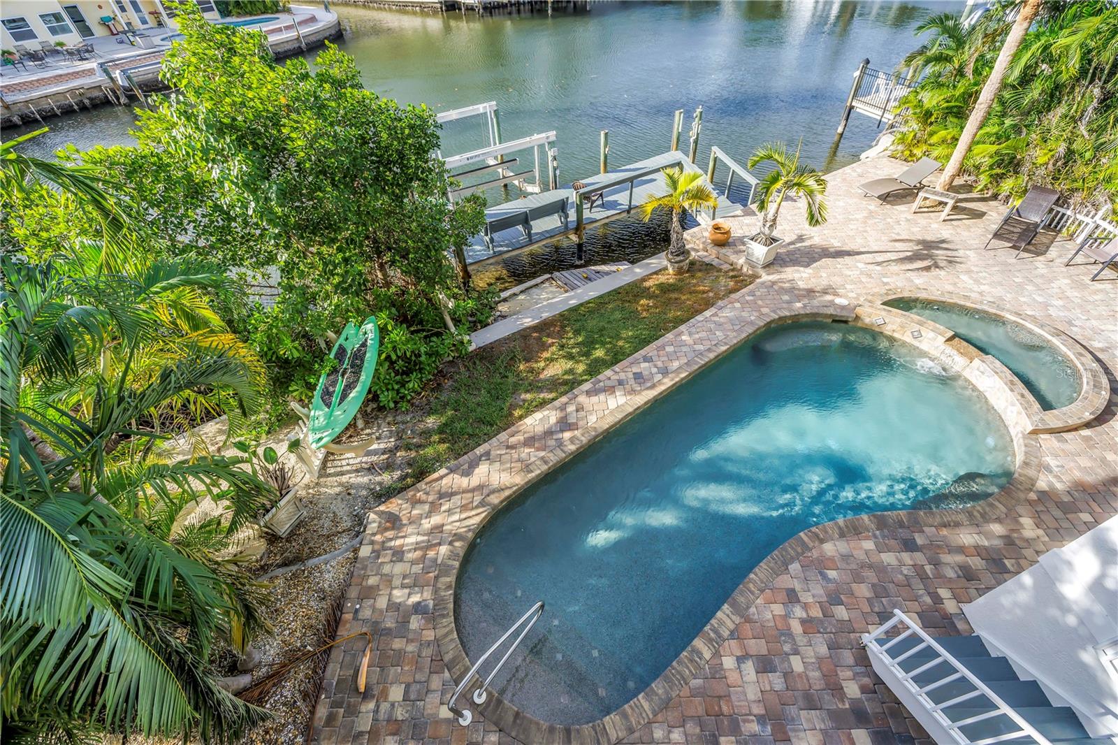 Image 56 of 88 For 513 Venice Lane