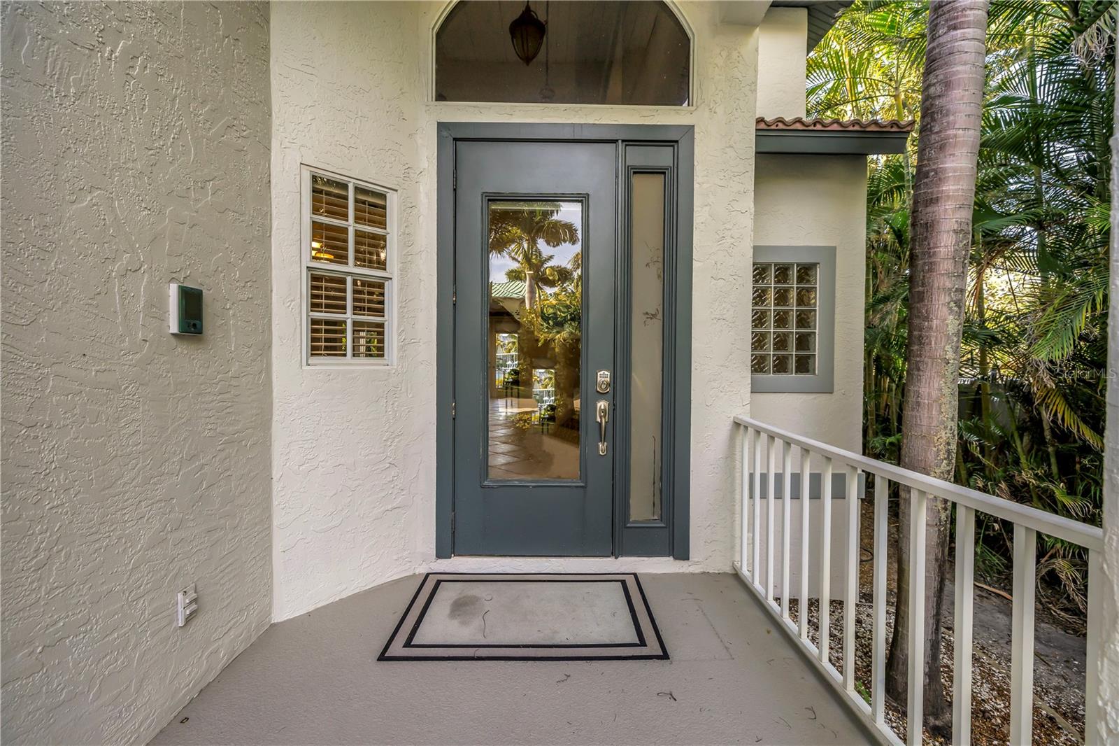 Image 6 of 88 For 513 Venice Lane