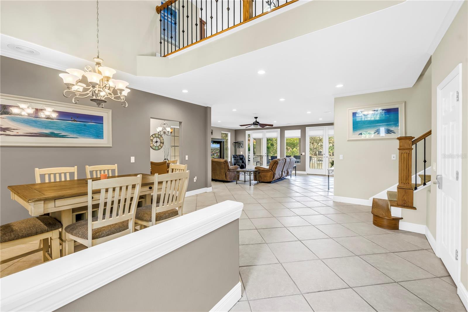 Image 7 of 88 For 513 Venice Lane